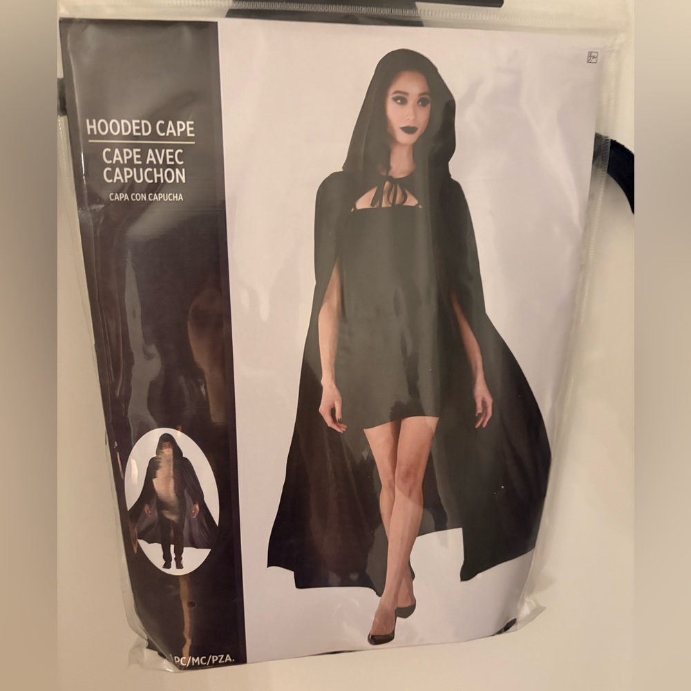 Halloween hooded cape- one size fits most- black